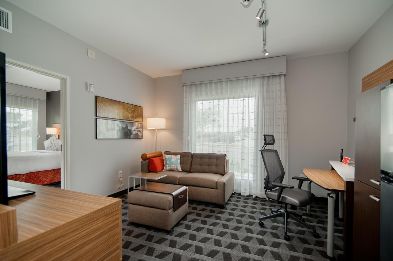 Towneplace Suites Fort Worth University Area/Medical Center Экстерьер фото